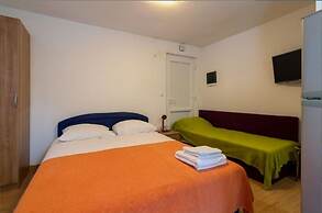 Apartments Mir