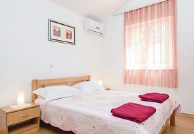 Apartments Ljuba