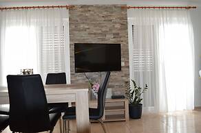 Apartment Tome