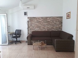 Apartment Tome