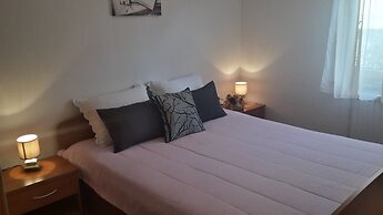 Apartment Tome