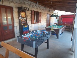House Niksi