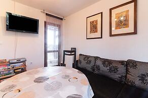 Apartments Tiho