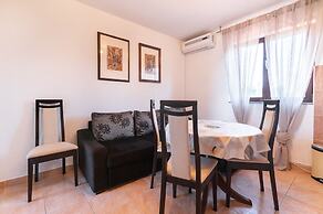 Apartments Tiho