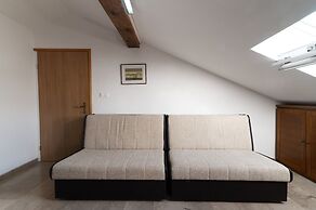 Apartments Tiho