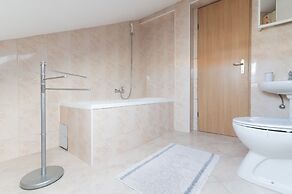 Apartments Tiho