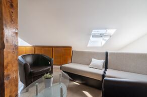 Apartments Tiho
