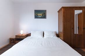 Apartments Tiho