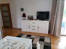 Apartments Dora 2