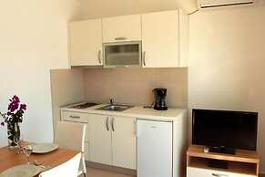 Apartment At the sea