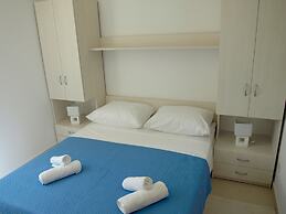 Apartment At the sea