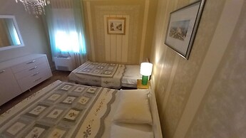 Apartments Ivo