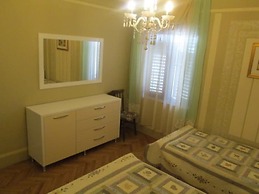 Apartments Ivo