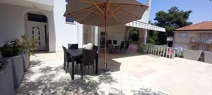 Apartments Ivo
