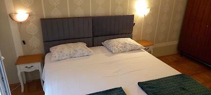 Apartments Ivo