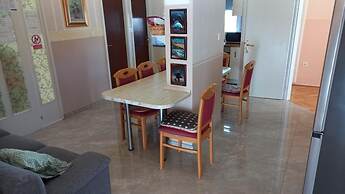 Apartments Ivo