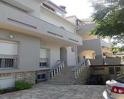 Apartments Ivo