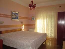 Apartments Ivo