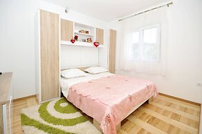 Apartments Ivica