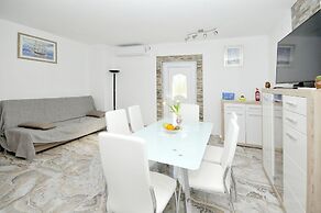 Apartments Ivica