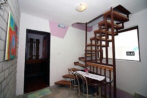 House Ante