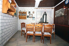 House Ante