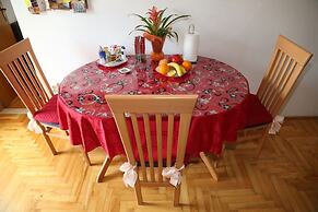 Apartment Tomi