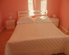 Apartments Mirjana