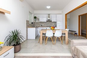 Apartment Sunny