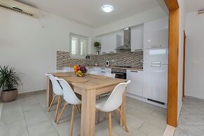 Apartment Sunny
