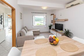 Apartment Sunny