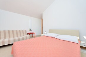 Apartments Ljuba