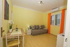 Apartment Neno