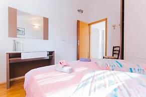 Apartments Mari