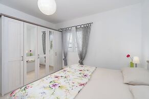 Apartments Markas