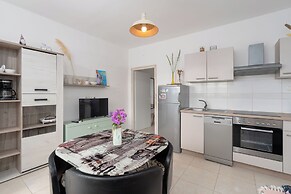 Apartments Markas