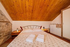 Apartments Villa Mirakul