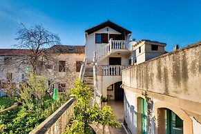 Apartments Land