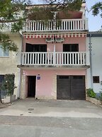 Apartments Ani
