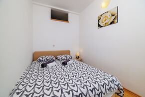 Apartments Roby