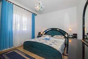 Apartments Mari