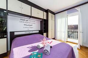 Apartment Stipe