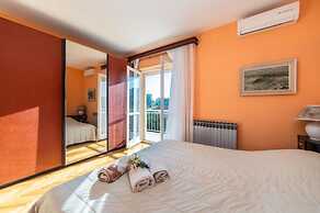 Apartment Stipe
