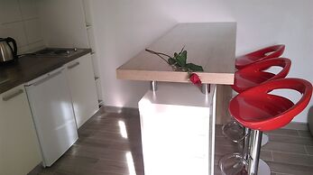 Apartments and Room Rest