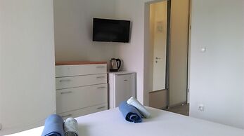 Apartments and Room Rest
