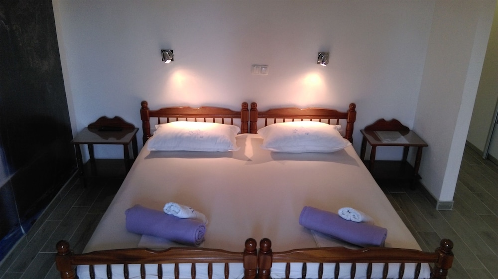 Apartments and Room Rest