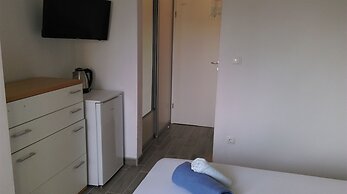 Apartments and Room Rest