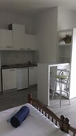 Apartments and Room Rest