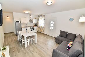 Apartment Gordana Mar