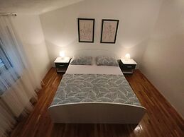 Apartment Damir